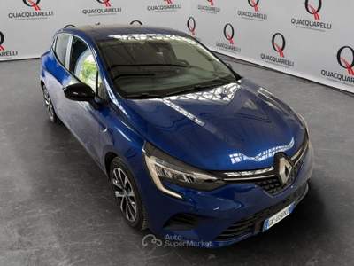 Renault Clio 1.6 Hybrid E-TECH 145 Evolution Blu/Azzurro usata Milano
