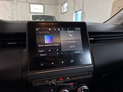 Renault Clio 1.6 Hybrid E-TECH 145 Evolution Blu/Azzurro usata Milano