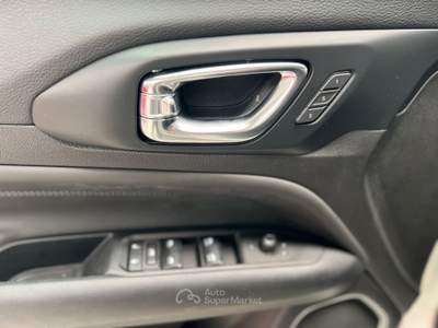 Jeep Compass 1.5 Turbo MHEV T4 96kW Summit DDCT Bianco usata Palermo