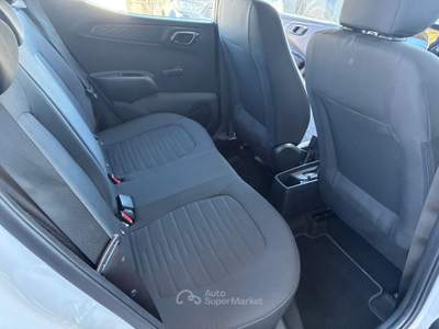 Hyundai i10 1.0 MPI Connectline Argento usata Grottammare