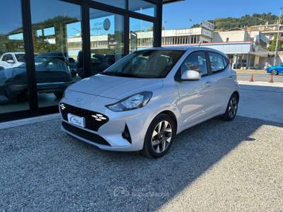 Hyundai i10 1.0 MPI Connectline Argento usata Grottammare