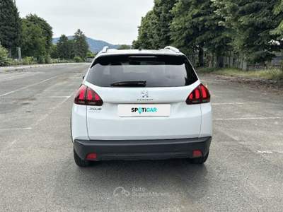 Peugeot 2008 PureTech 82 Signature S/S Bianco usata TORINO