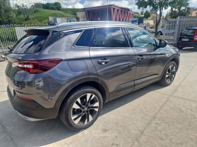Opel Grandland X 1.5 Ecot Diesel 130cv Innovation S&S AT6 usata Polistena