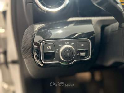 Mercedes-Benz Classe A A 180 d Automatic 4p. Business Bianco usata Palermo