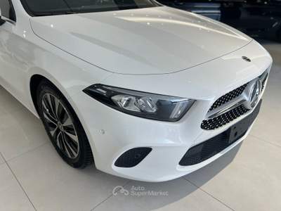 Mercedes-Benz Classe A A 180 d Automatic 4p. Business Bianco usata Palermo