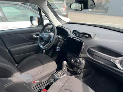 Jeep Renegade 1.5 T4 MHEV 130cv Altitude DDCT Grigio usata Palermo