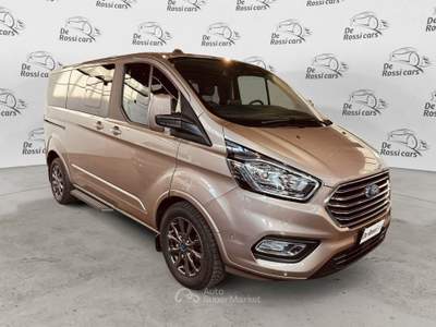 Ford Tourneo Custom Tourneo Custum 320 2.0 EcoBlue 130CV  PC Titanium Marrone usata Vedelago