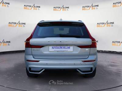 Volvo XC60 T8 Plug-in AWD autom. Plus Dark Grigio usata Feltre