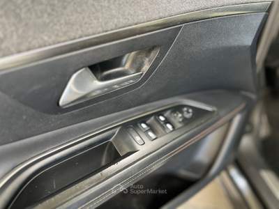 Peugeot 3008 BlueHDI 120 S&S GT Line Nero usata Palermo