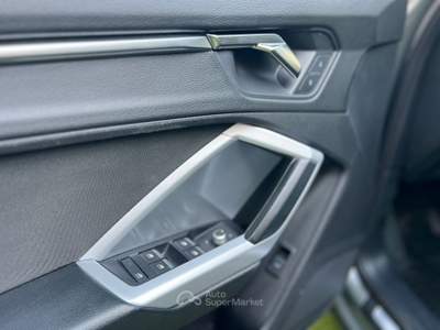 Audi Q3 2.0 35 TDI S Tronic Business Advanced Grigio usata Palermo