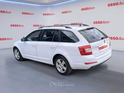 Skoda Octavia SW 1.6 TDI 110 HP AUTOMATICA COMMERCIANTI Bianco usata Udine