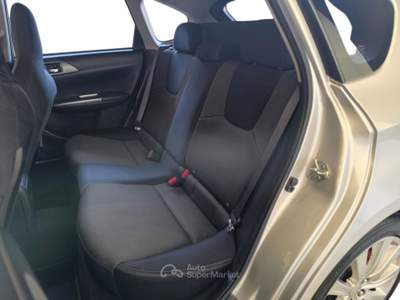 Subaru Impreza 2.0 D 150 HP SPORT DYNAMIC 4WD Argento usata Udine