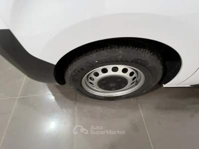Peugeot Expert Expert std 1.5 diesel 120cv S&S Bianco usata Palermo