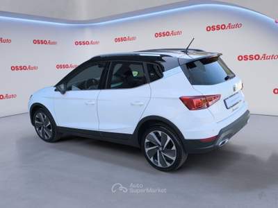 Seat Arona 1.0 BENZINA 95 HP FR NEOPATENTATI Bianco usata Udine