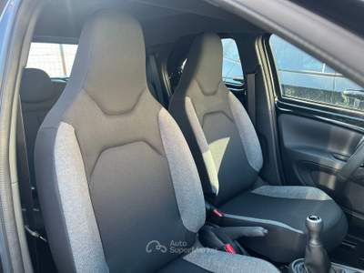Toyota Aygo Aygo X 1.0 VVT-i 72 CV 5 porte Active Nero usata Palermo