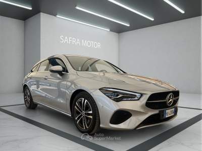 Mercedes-Benz CLA CLA 180 d Advanced Nero usata Rende