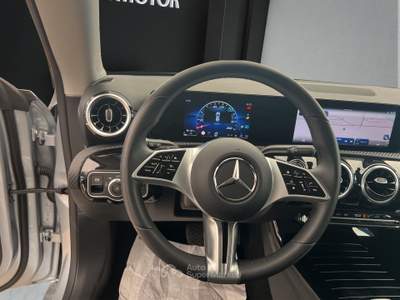 Mercedes-Benz CLA CLA 180 d Advanced Nero usata Rende