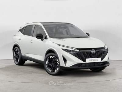 Nissan Qashqai 1.3 MHEV 158 N-Connecta CVT Nero usata Palermo