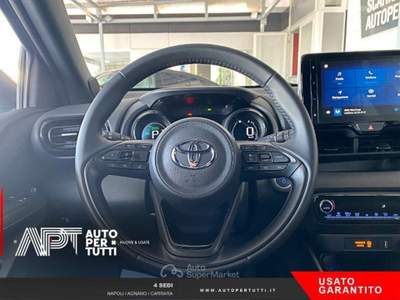 Toyota Yaris Yaris 1.5h Style usata Napoli