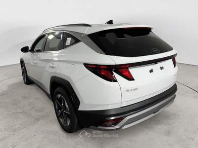 Hyundai Tucson 1.6 CRDi MHEV 2wd 136cv Business DCT Bianco usata Palermo