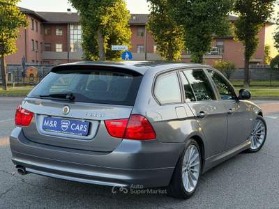 BMW Serie 3 320d 320d cat Touring Futura Xenon Grigio usata Caresanablot