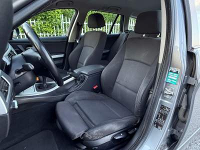 BMW Serie 3 320d 320d cat Touring Futura Xenon Grigio usata Caresanablot