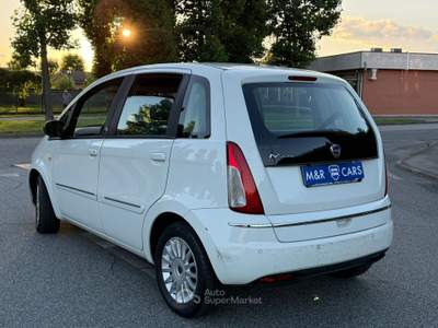 Lancia Musa 1.4 8V Ecochic (GPL) Gold Bianco usata Caresanablot