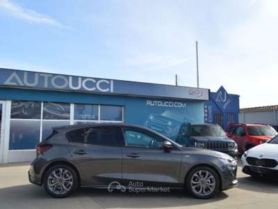 Ford Focus 1.0 EcoBoost Hybrid ST-Line 5p. 125 CV Grigio usata Ardea
