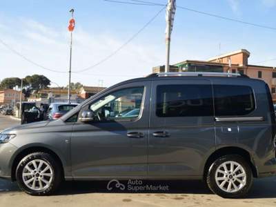 Ford Tourneo Connect 2.0 EcoBlue Titanium 5 posti 122 CV Grigio usata Ardea