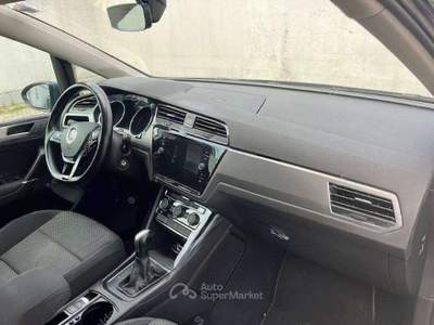 Volkswagen Touran 2.0tdi 150cv AUTOMATICA Grigio usata Salerno