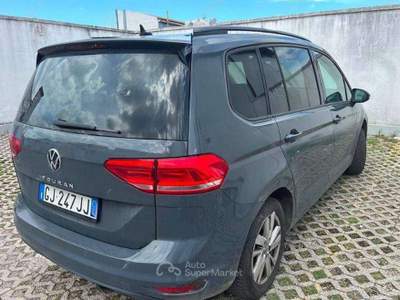 Volkswagen Touran 2.0tdi 150cv AUTOMATICA Grigio usata Salerno