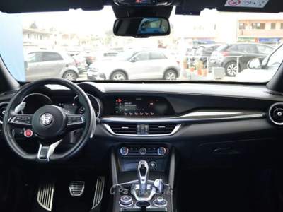 Alfa Romeo Stelvio 2.9 Bi-Turbo V6 AT8 Quadrifoglio 510 CV Grigio usata Ardea
