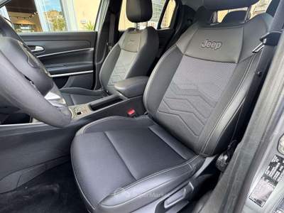 Jeep Avenger Avenger  1.2 turbo Summit fwd 100cv Grigio usata Genova
