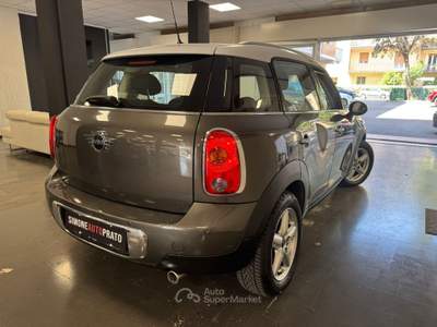 MINI One Countryman 1.6 D Beige usata Prato