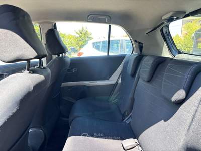 Toyota Yaris 5 porte Sol Blu/Azzurro usata Casalgrande