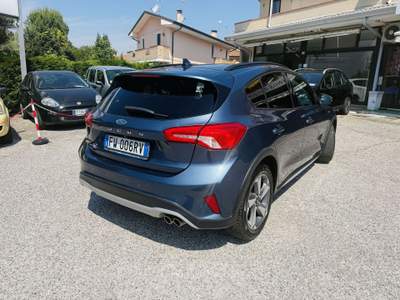 Ford Focus Active ecoboost co-pilot s MOTORE SOSTITUITO Blu/Azzurro usata Villadose