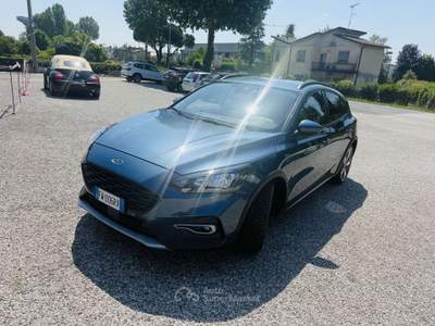 Ford Focus Active ecoboost co-pilot s MOTORE SOSTITUITO Blu/Azzurro usata Villadose