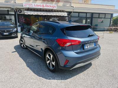 Ford Focus Active ecoboost co-pilot s MOTORE SOSTITUITO Blu/Azzurro usata Villadose