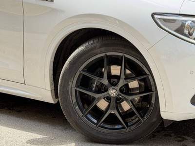 Alfa Romeo Stelvio AT8 Q4 Veloce Bianco usata Bari