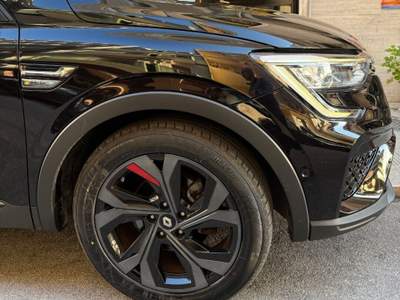 Renault Arkana Hybrid E-Tech 145 CV R.S.Line Fast Track Nero usata Bari