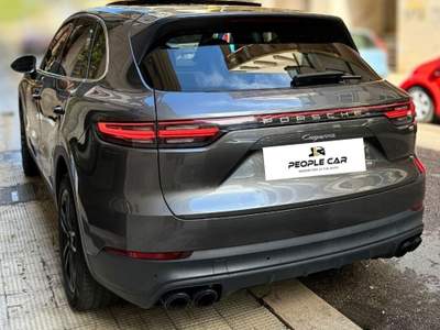 Porsche Cayenne 3.0 V6 Grigio usata Bari