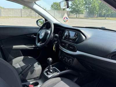 Fiat Tipo *GPL* 5 porte Easy Oro usata Bari