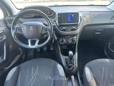 Peugeot 208 1° serie 1.4 VTi 95 CV 5p. GPL Allure Bianco usata Rivignano Teor