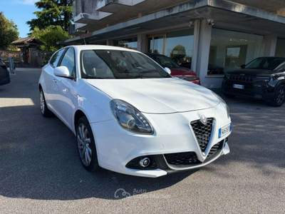 Alfa Romeo Giulietta 1.6 JTDm 120 CV Sport Bianco usata Rivignano Teor