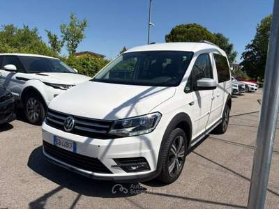 Volkswagen Caddy 2.0 TDI 122 CV 4MOTION Alltrack Bianco usata Rivignano Teor