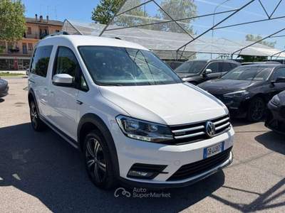 Volkswagen Caddy 2.0 TDI 122 CV 4MOTION Alltrack Bianco usata Rivignano Teor