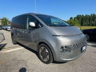 Hyundai Staria 2.2 AT AWD 9 posti Wagon Grigio usata Rivignano Teor
