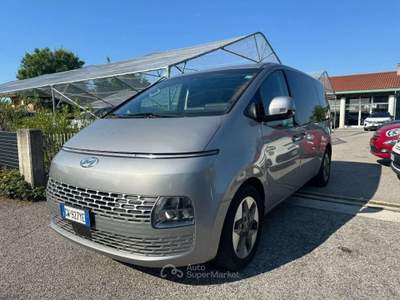 Hyundai Staria 2.2 AT AWD 9 posti Wagon Grigio usata Rivignano Teor