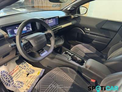 Lancia Ypsilon 4ª serie Hybrid e-DCT LX Bianco usata San Vitaliano