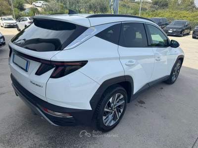 Hyundai Tucson 1.6 CRDi 48V XLine Bianco usata SAN BENEDETTO DEL TRONTO